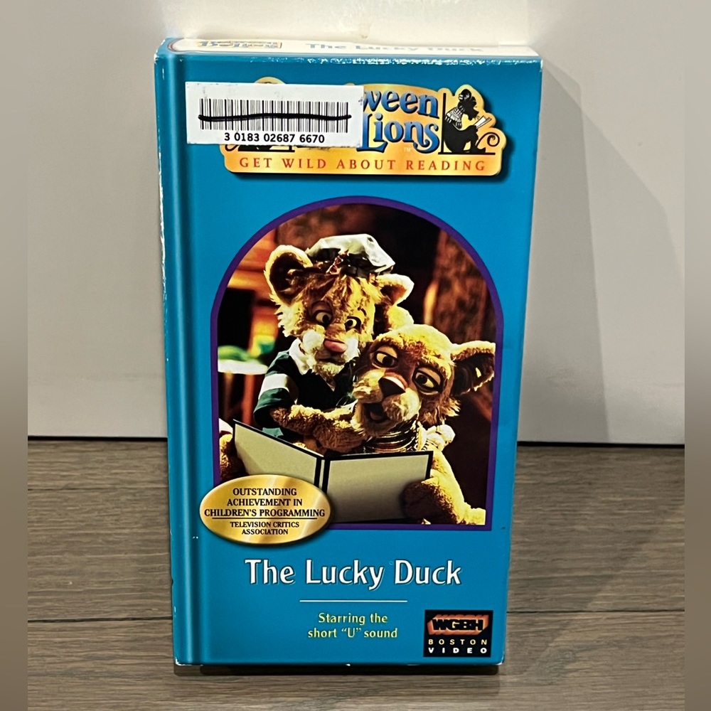 Between the Lions Learn to Read tape - The Lucky Duck - VHS video